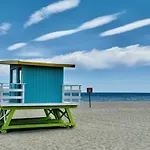 Au Bord De Mer, Acces Plage, Parking Prive - Fr-1-529-63 Appartement Le Barcarès